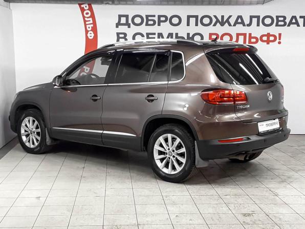 Volkswagen Tiguan I Рестайлинг с пробегом 2016 года, цена 1 779 000 рублей, 136540 км, внедорожник, Автокод Объявления