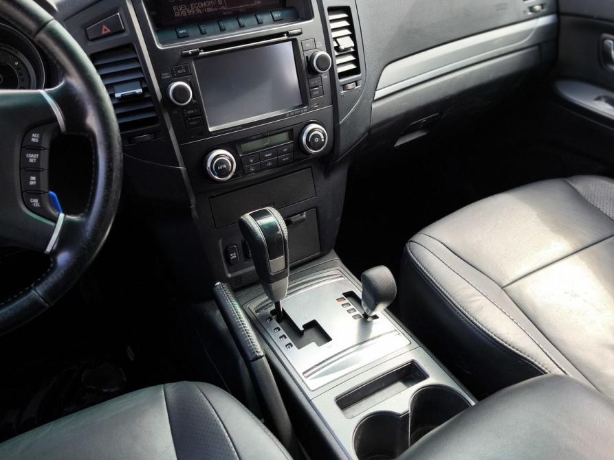 Mitsubishi Pajero IV Санкт-Петербург  - изображение 9