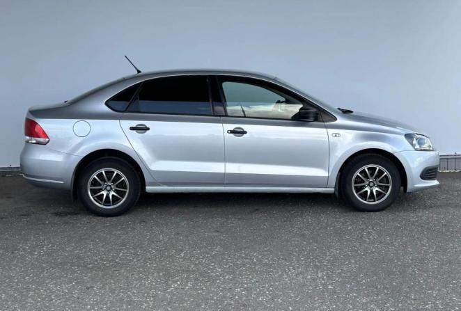 Volkswagen Polo V с пробегом 2014 года, цена 785 000 рублей, 105684 км, седан, Автокод Объявления