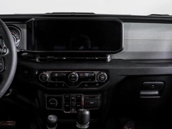 Jeep Wrangler IV (JL) Рестайлинг с пробегом 2024 года, цена 7 128 000 рублей, 9402 км, внедорожник, Автокод Объявления