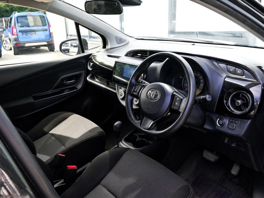 Toyota Vitz III (XP130) Рестайлинг 2 Екатеринбург  - изображение 17