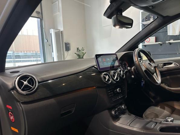 Mercedes-Benz B-Класс II (W246) с пробегом 2012 года, цена 890 000 рублей, 171714 км, хэтчбек, Автокод Объявления
