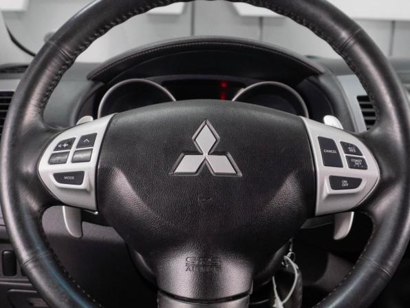 Mitsubishi Outlander II Рестайлинг с пробегом 2011 года, цена 1 120 000 рублей, 254230 км, внедорожник, Автокод Объявления