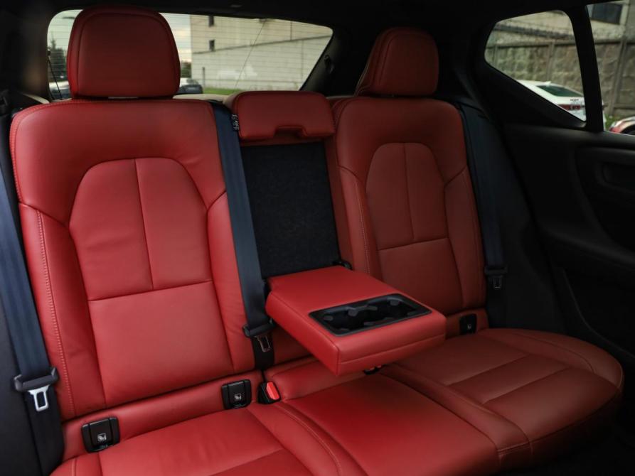 Volvo XC40 I Санкт-Петербург  - изображение 31