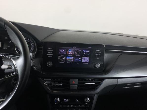 Skoda Rapid II с пробегом 2020 года, цена 1 882 000 рублей, 43080 км, лифтбек, Автокод Объявления