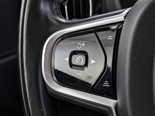 Volvo XC60 II с пробегом 2018 года, цена 3 550 000 рублей, 93039 км, внедорожник, Автокод Объявления