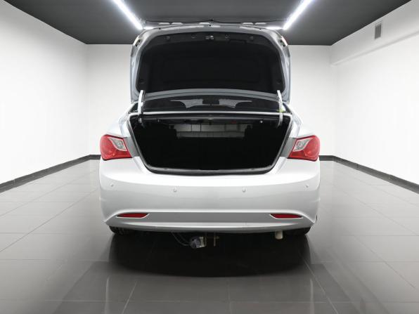 Hyundai Sonata VI (YF) с пробегом 2011 года, цена 845 000 рублей, 289572 км, седан, Автокод Объявления