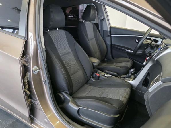 Hyundai i30 II с пробегом 2014 года, цена 945 000 рублей, 177887 км, хэтчбек, Автокод Объявления