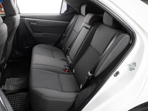 Toyota Corolla XI (E160 E170 E180) Рестайлинг 1 с пробегом 2017 года, цена 1 649 000 рублей, 156917 км, седан, Автокод Объявления
