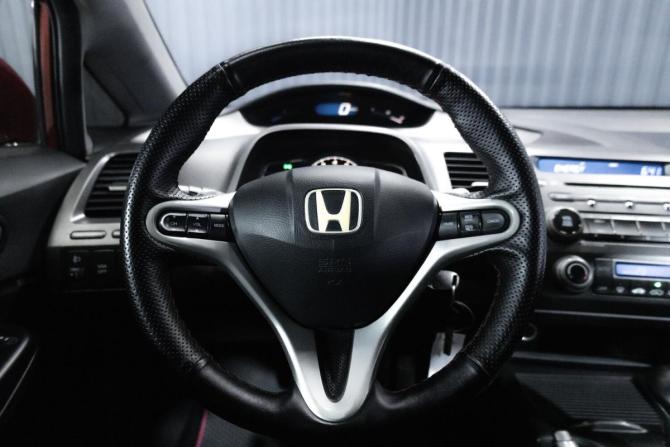 Honda Civic VIII с пробегом 2006 года, цена 650 000 рублей, 327552 км, седан, Автокод Объявления