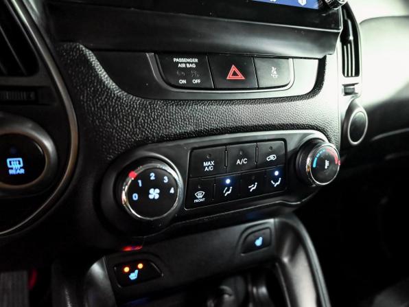 Hyundai ix35 I Рестайлинг с пробегом 2015 года, цена 1 550 000 рублей, 131251 км, внедорожник, Автокод Объявления
