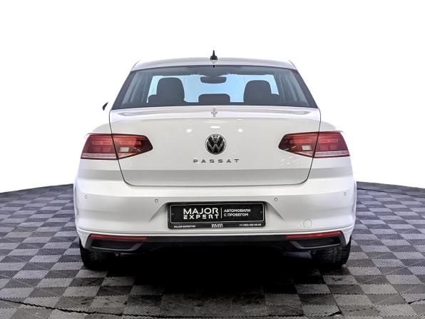 Volkswagen Passat B8 Рестайлинг с пробегом 2020 года, цена 2 390 000 рублей, 59401 км, седан, Автокод Объявления