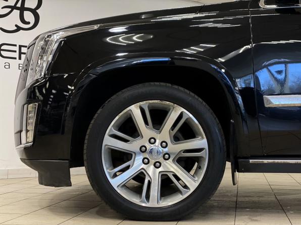 Cadillac Escalade IV с пробегом 2016 года, цена 3 400 000 рублей, 128221 км, внедорожник, Автокод Объявления
