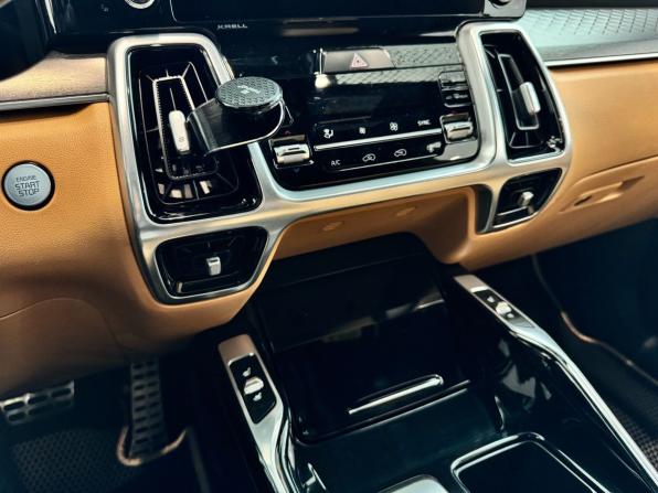 Kia Sorento IV с пробегом 2020 года, цена 3 499 000 рублей, 147500 км, внедорожник, Автокод Объявления