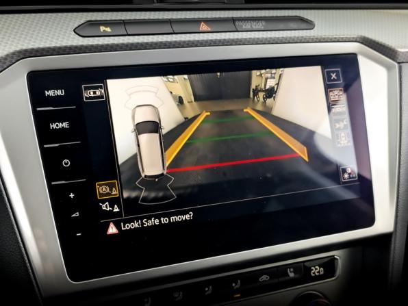 Volkswagen Passat B8 с пробегом 2018 года, цена 2 170 000 рублей, 188851 км, универсал, Автокод Объявления