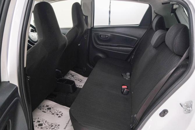 Toyota Vitz III (XP130) Рестайлинг 2 с пробегом 2017 года, цена 899 000 рублей, 199923 км, хэтчбек, Автокод Объявления