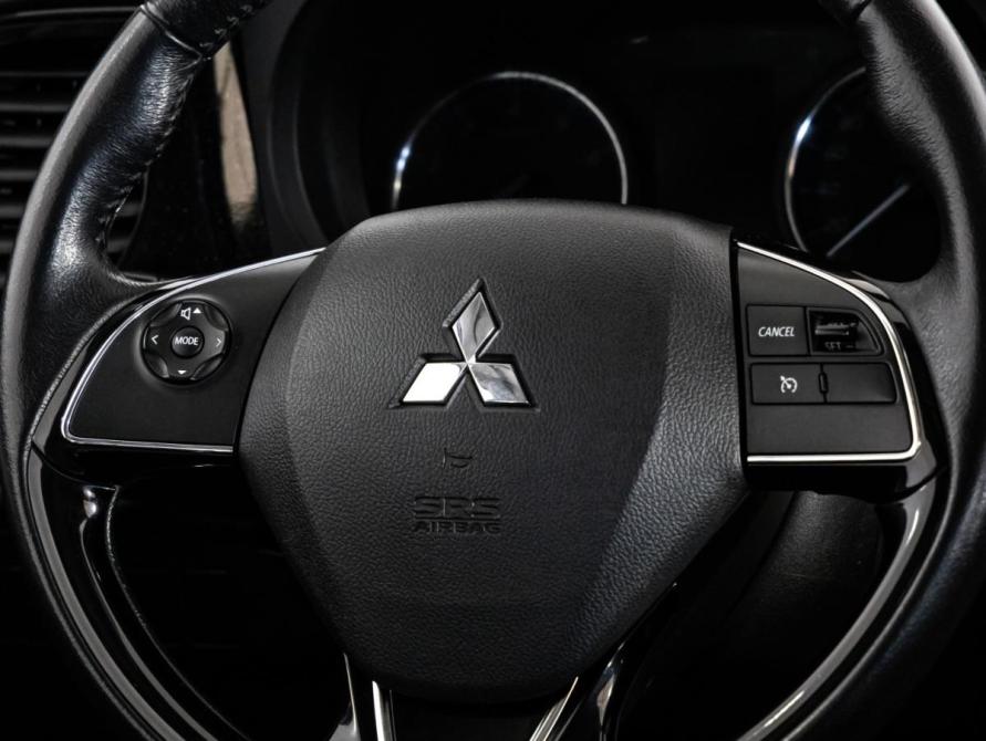 Mitsubishi Outlander III Рестайлинг 2 Санкт-Петербург  - изображение 11