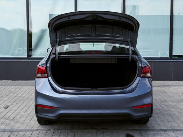 Hyundai Solaris II с пробегом 2018 года, цена 1 428 000 рублей, 55112 км, седан, Автокод Объявления