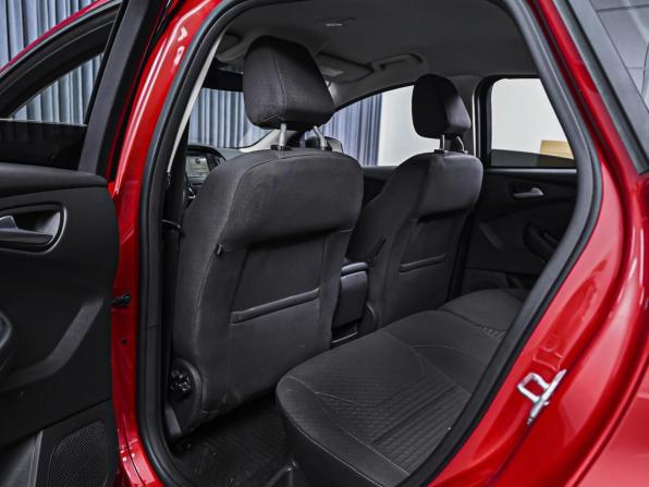 Ford Focus III Рестайлинг с пробегом 2019 года, цена 1 355 000 рублей, 174619 км, хэтчбек, Автокод Объявления