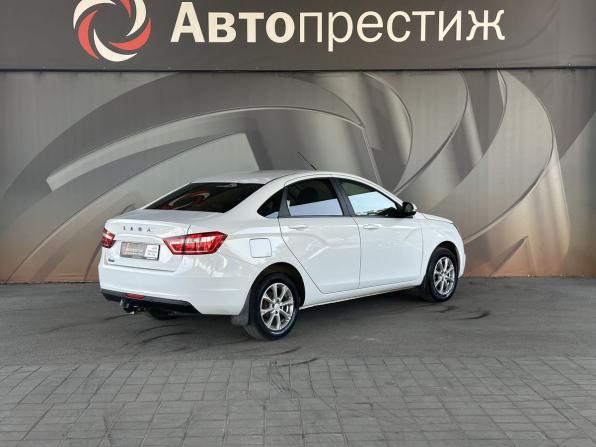 Lada (ВАЗ) Vesta I с пробегом 2017 года, цена 870 000 рублей, 88320 км, седан, Автокод Объявления