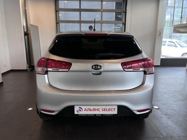 Kia Rio III Рестайлинг с пробегом 2016 года, цена 792 000 рублей, 208412 км, хэтчбек, Автокод Объявления