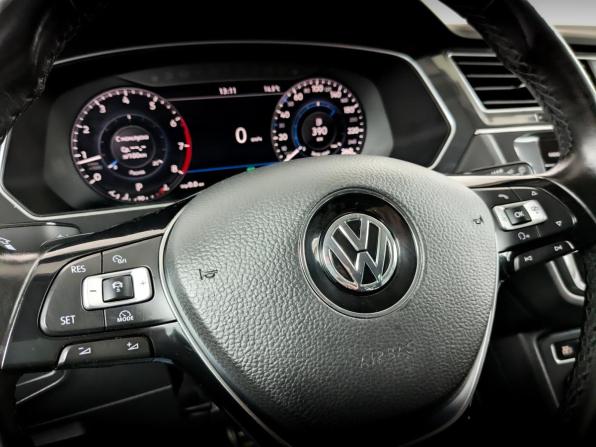 Volkswagen Tiguan II с пробегом 2018 года, цена 2 300 000 рублей, 102720 км, внедорожник, Автокод Объявления