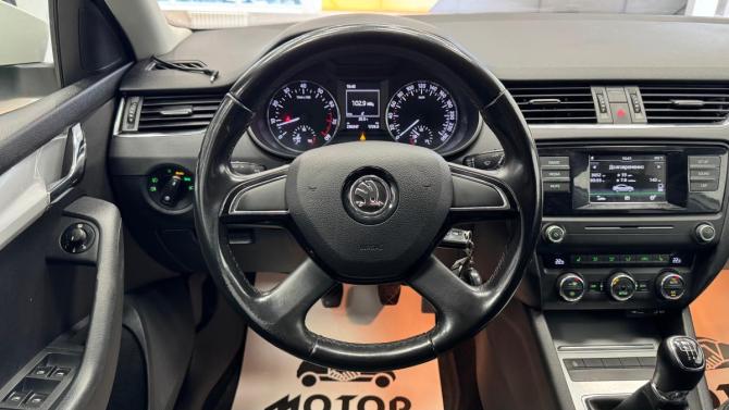 Skoda Octavia III (A7) с пробегом 2014 года, цена 970 000 рублей, 236347 км, лифтбек, Автокод Объявления