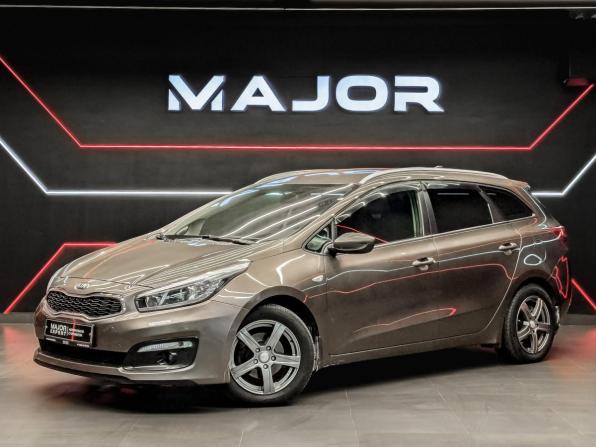 Kia Ceed II Рестайлинг с пробегом 2018 года, цена 1 245 000 рублей, 189618 км, универсал, Автокод Объявления