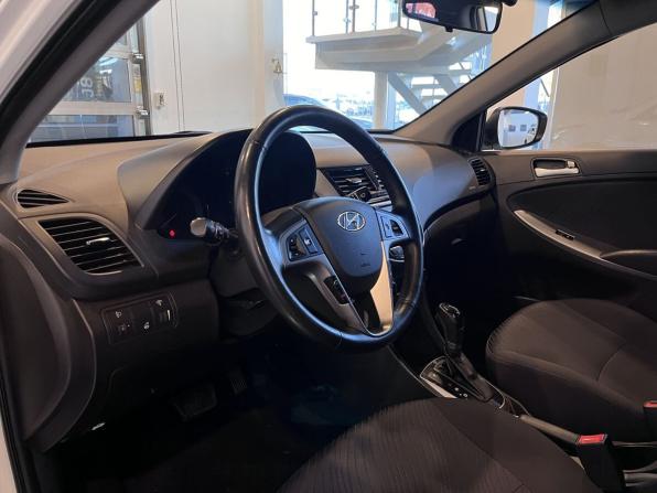 Hyundai Solaris I Рестайлинг с пробегом 2015 года, цена 1 100 000 рублей, 126726 км, седан, Автокод Объявления