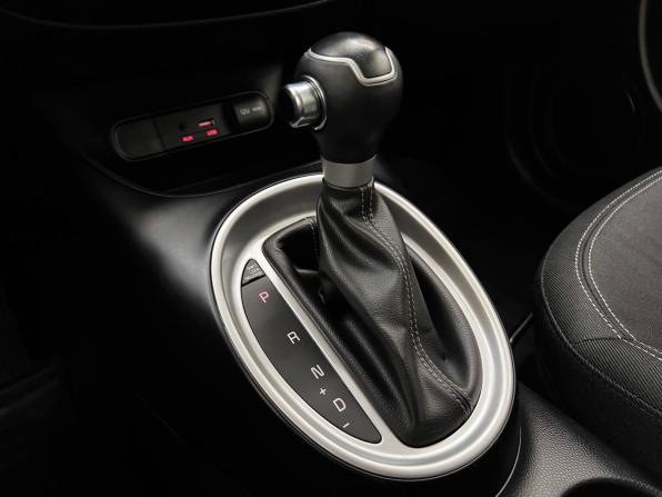 Kia Soul II Рестайлинг с пробегом 2018 года, цена 1 700 000 рублей, 78329 км, хэтчбек, Автокод Объявления