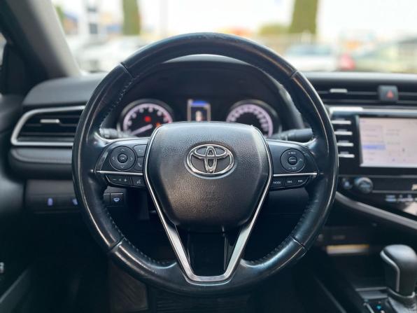 Toyota Camry VIII (XV70) с пробегом 2020 года, цена 2 560 000 рублей, 120461 км, седан, Автокод Объявления
