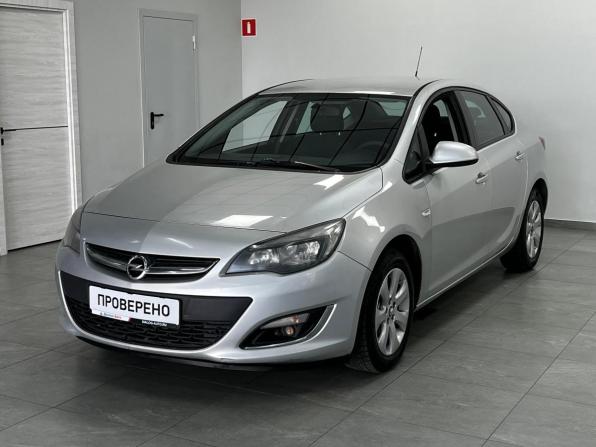 Opel Astra J Рестайлинг с пробегом 2013 года, цена 600 000 рублей, 263847 км, седан, Автокод Объявления