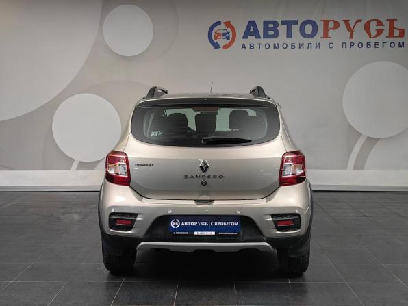 Renault Sandero II с пробегом 2016 года, цена 888 000 рублей, 87803 км, хэтчбек, Автокод Объявления