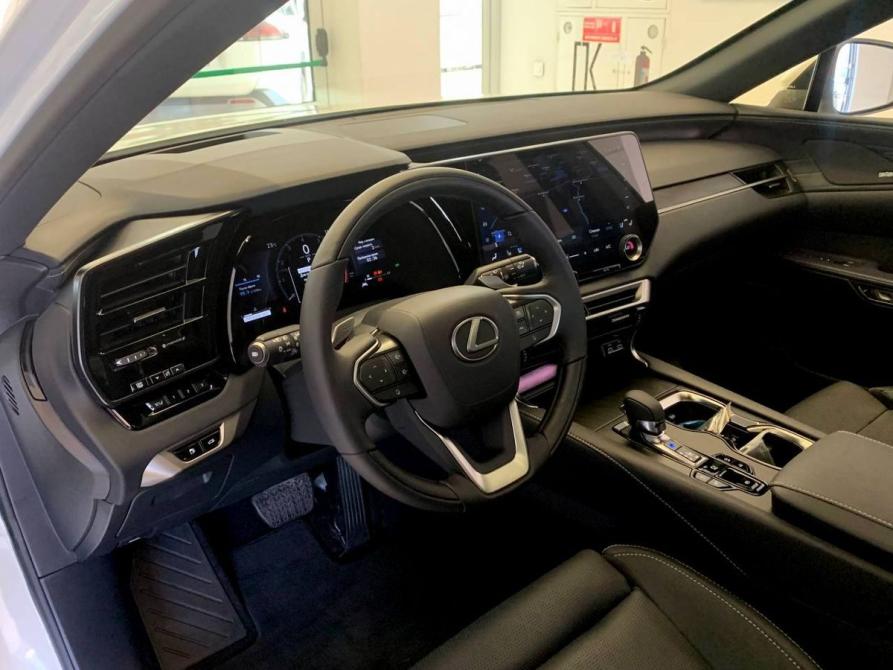 Lexus RX V Челябинск  - изображение 21