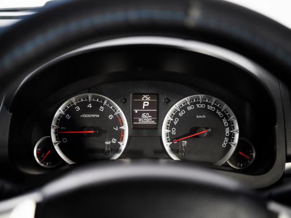 Suzuki Swift IV Рестайлинг с пробегом 2015 года, цена 845 000 рублей, 95080 км, хэтчбек, Автокод Объявления