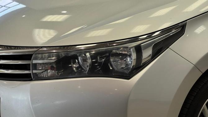 Toyota Corolla XI (E160 E170 E180) с пробегом 2013 года, цена 1 190 000 рублей, 173683 км, седан, Автокод Объявления