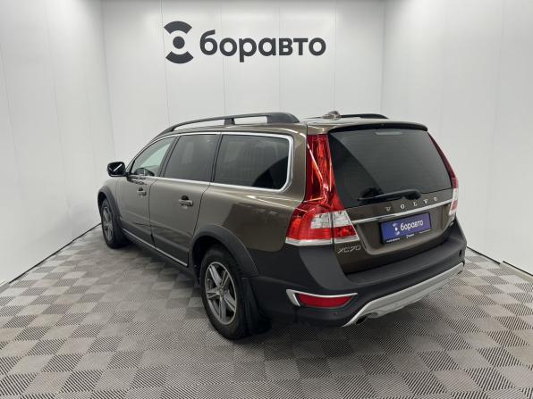 Volvo XC70 II Рестайлинг с пробегом 2013 года, цена 1 670 000 рублей, 264270 км, универсал, Автокод Объявления