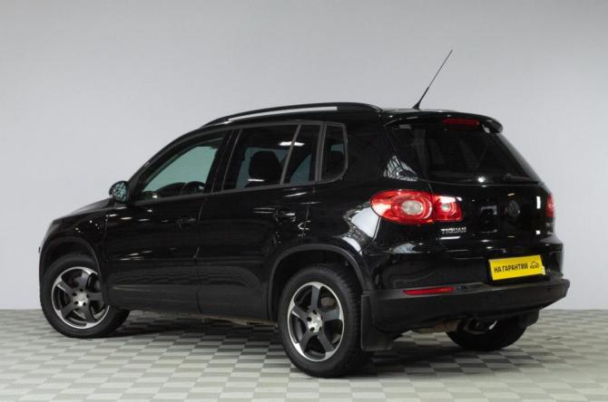Volkswagen Tiguan I с пробегом 2011 года, цена 1 259 000 рублей, 205000 км, внедорожник, Автокод Объявления