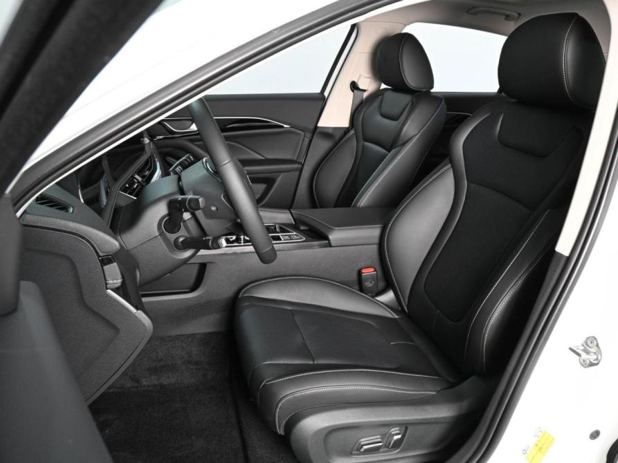 FAW Bestune B70 I Рестайлинг Ростов-на-Дону  - изображение 10
