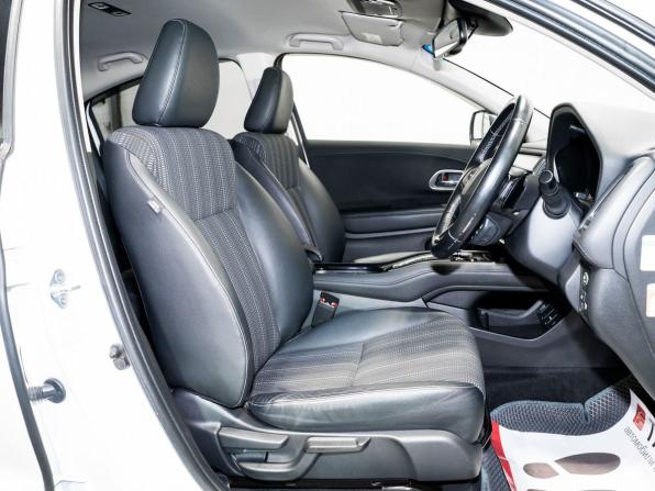Honda Vezel I с пробегом 2017 года, цена 1 645 000 рублей, 140700 км, внедорожник, Автокод Объявления