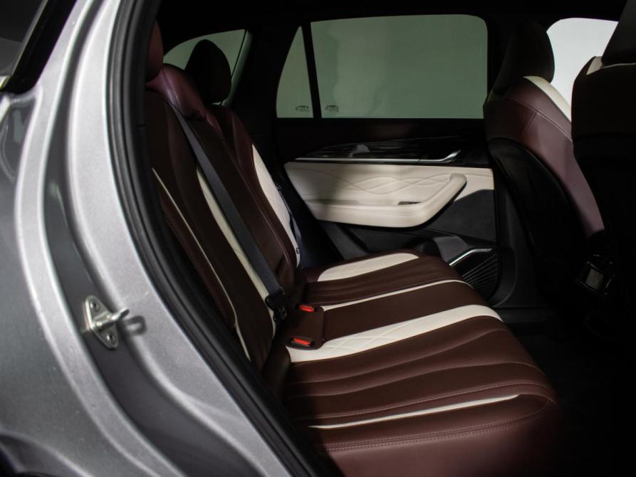 Geely Monjaro I Москва  - изображение 10