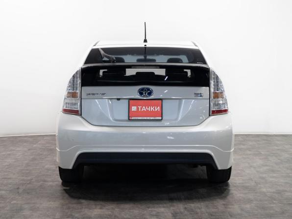 Toyota Prius III (XW30) с пробегом 2009 года, цена 1 180 000 рублей, 126500 км, лифтбек, Автокод Объявления