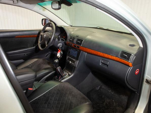 Toyota Avensis II Рестайлинг с пробегом 2008 года, цена 620 000 рублей, 245668 км, седан, Автокод Объявления