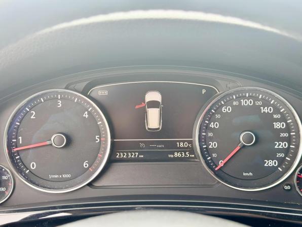 Volkswagen Touareg II с пробегом 2013 года, цена 2 274 000 рублей, 232324 км, внедорожник, Автокод Объявления
