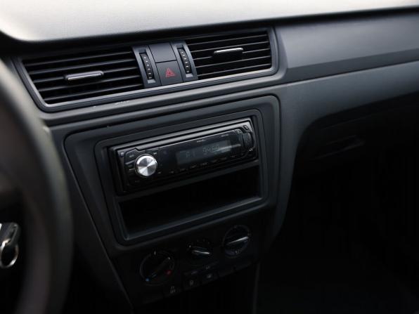 Skoda Rapid I Рестайлинг с пробегом 2018 года, цена 1 220 000 рублей, 65406 км, лифтбек, Автокод Объявления