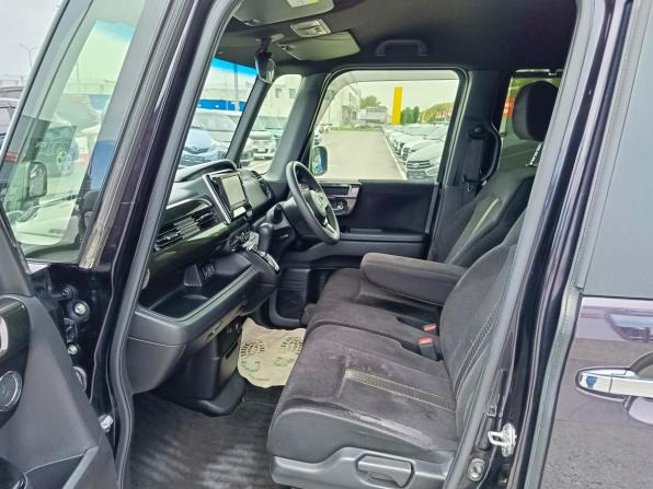 Honda N-BOX II с пробегом 2018 года, цена 849 995 рублей, 148868 км, минивэн, Автокод Объявления