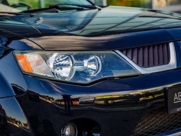 Mitsubishi Outlander II с пробегом 2008 года, цена 898 000 рублей, 328822 км, внедорожник, Автокод Объявления