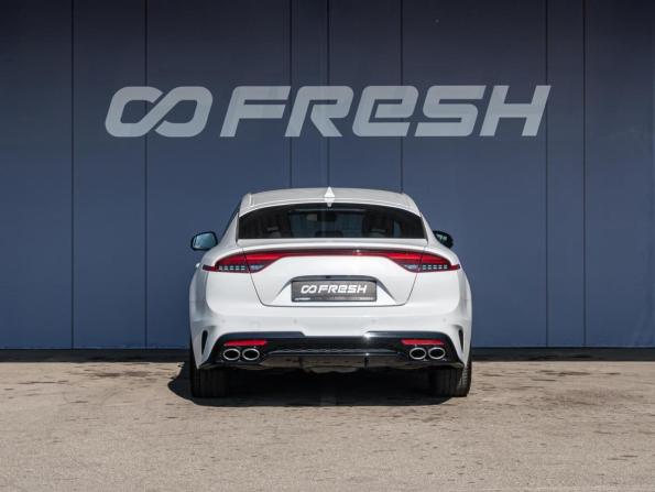 Kia Stinger I Рестайлинг с пробегом 2022 года, цена 3 950 000 рублей, 18215 км, лифтбек, Автокод Объявления
