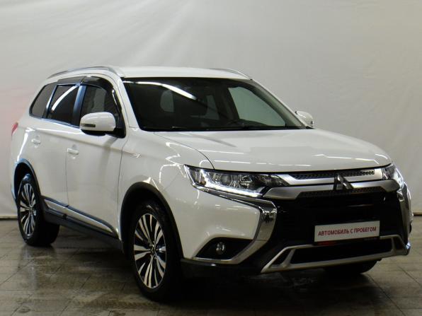 Mitsubishi Outlander III Рестайлинг 3 с пробегом 2019 года, цена 2 399 000 рублей, 66872 км, внедорожник, Автокод Объявления