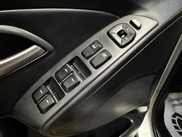 Hyundai ix35 I с пробегом 2013 года, цена 1 170 000 рублей, 188666 км, внедорожник, Автокод Объявления